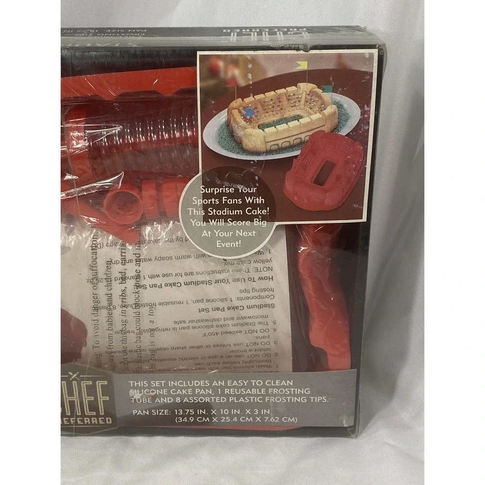 chef prefeared stadium silicone cake pan set with frosting tube & 8 plastic tips